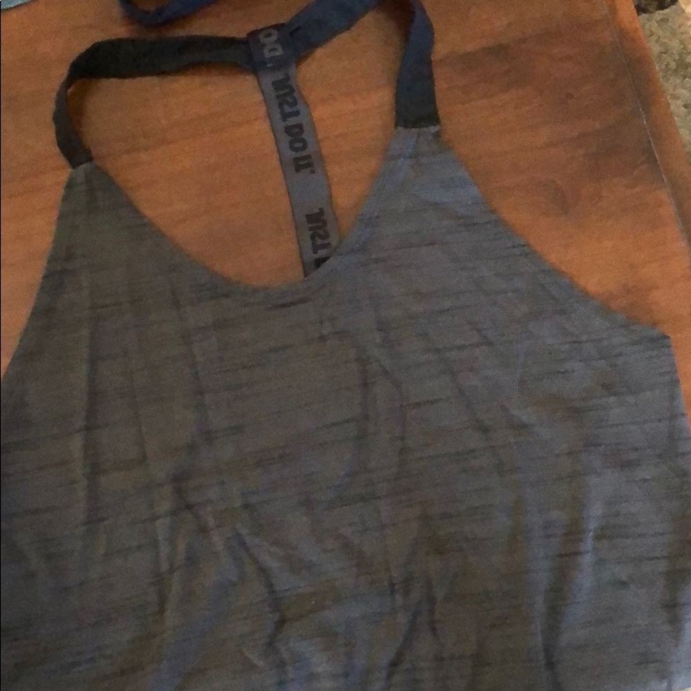 Nike Sri fit tank small